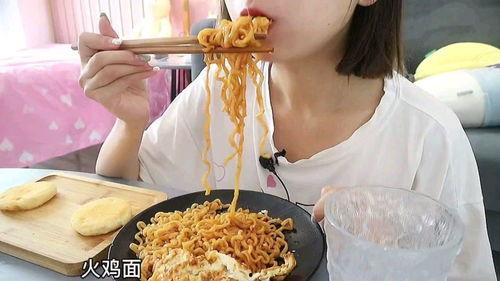 带你吃瓜火鸡面图片,火辣开胃！带你一探带你吃瓜火鸡面的独特魅力