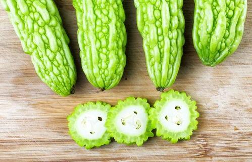 琼润直播吃瓜,一场吃瓜盛宴，带你领略网红魅力