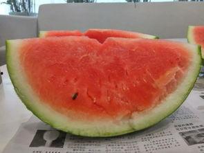 夏天蘸糖吃的瓜,糖蘸瓜果的清新风味