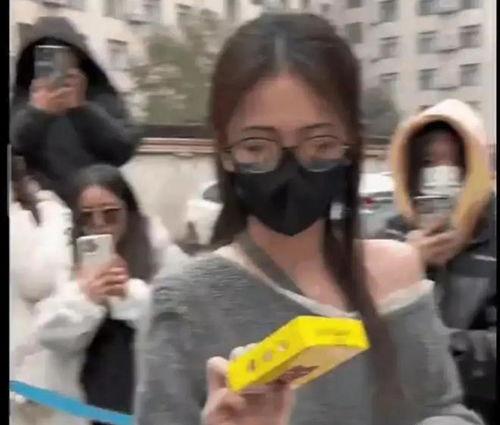 街上八卦吃瓜视频下载,吃瓜视频背后的八卦风云