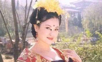 杨贵妃吃瓜视频,古风吃瓜视频走红网络