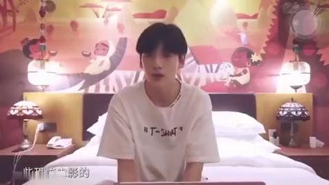 唱歌的博主吃瓜视频大全,笑料百出！